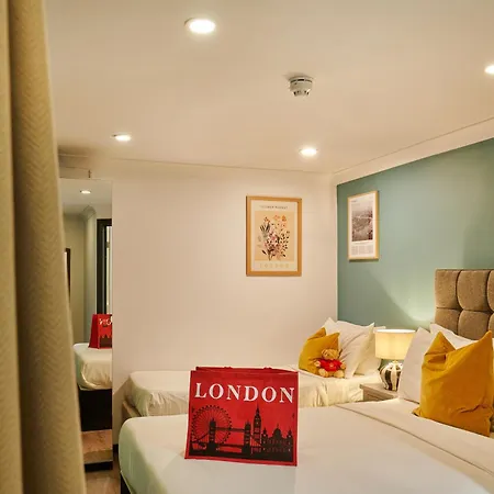 Huttons Hotel, Victoria London